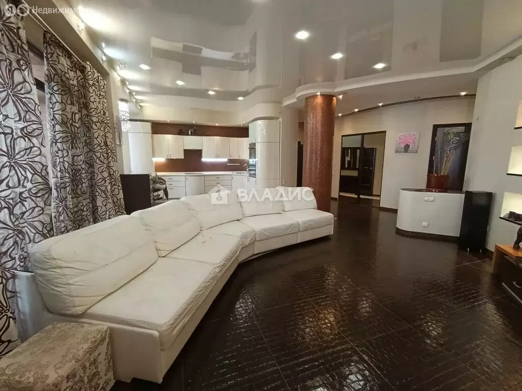 3-комнатная квартира: Волгоград, Ангарская улица, 71 (134.6 м) - Фото 2