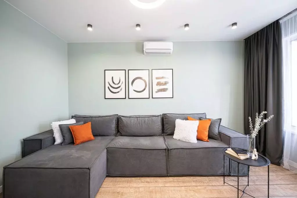 3-к кв. Челябинская область, Челябинск просп. Ленина, 44 (68.0 м) - Фото 1