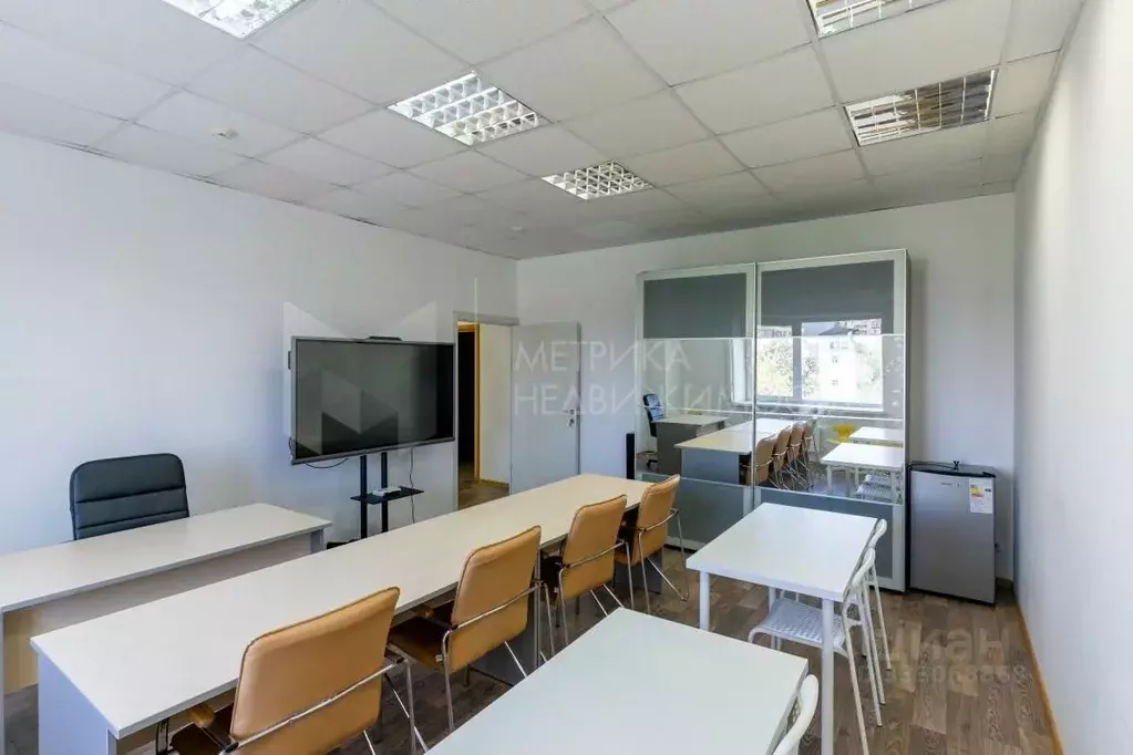 Офис в Тюменская область, Тюмень Комсомольская ул., 49 (40 м) - Фото 1