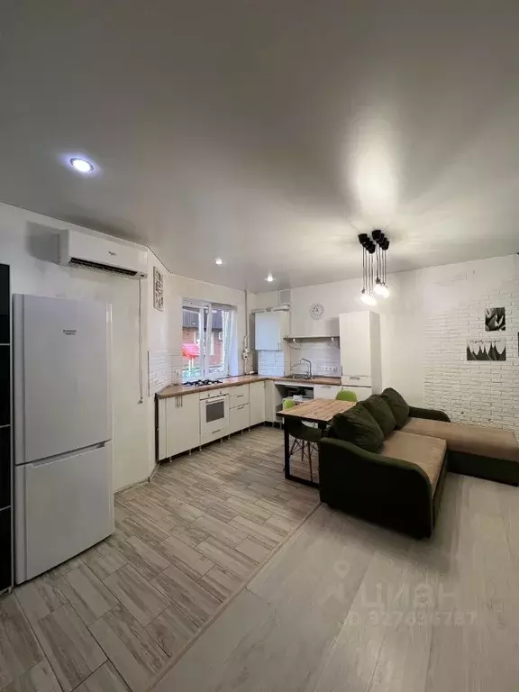 2-к кв. Адыгея, Тахтамукайский район, Старобжегокайское с/пос, Новая ... - Фото 1