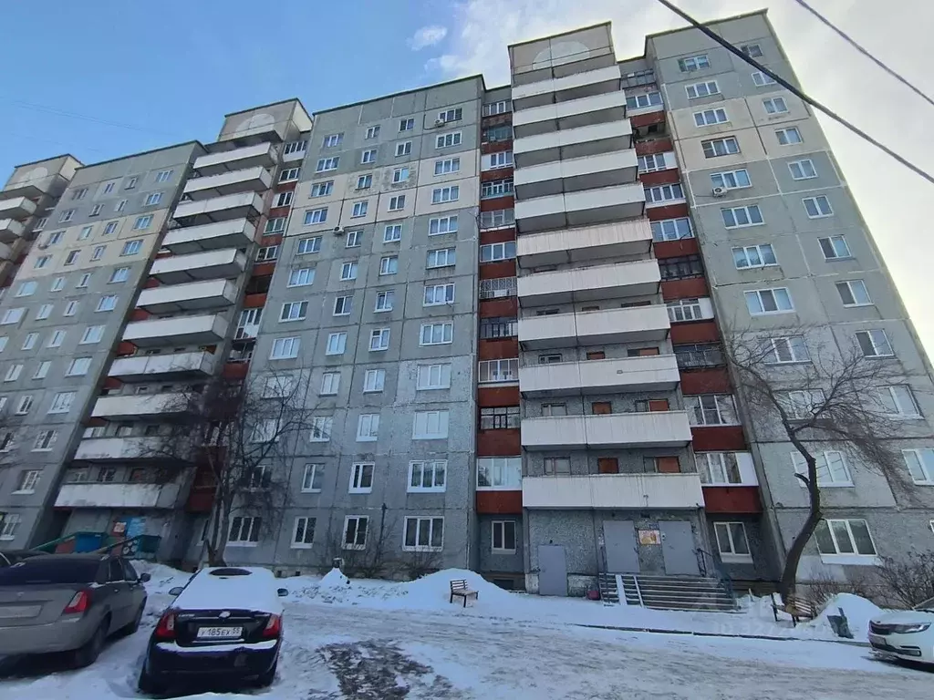 3-к кв. Омская область, Омск ул. Демьяна Бедного, 93 (71.0 м) - Фото 2