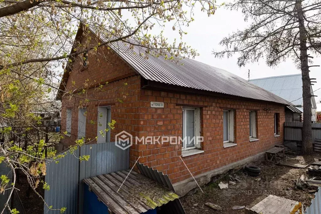 Дом в Челябинская область, Челябинск ул. Радищева, 17 (80 м) - Фото 1
