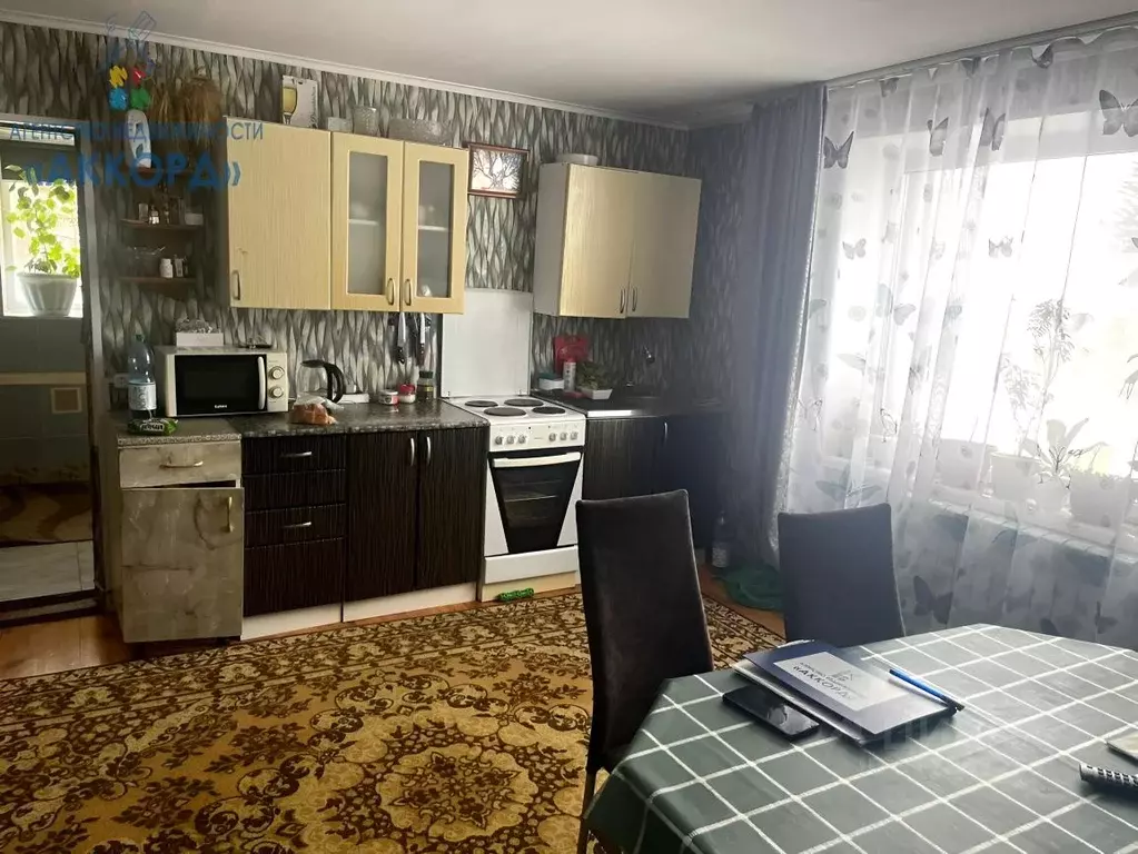 Дом в Алтайский край, Бийск Граничная ул. (164 м) - Фото 1