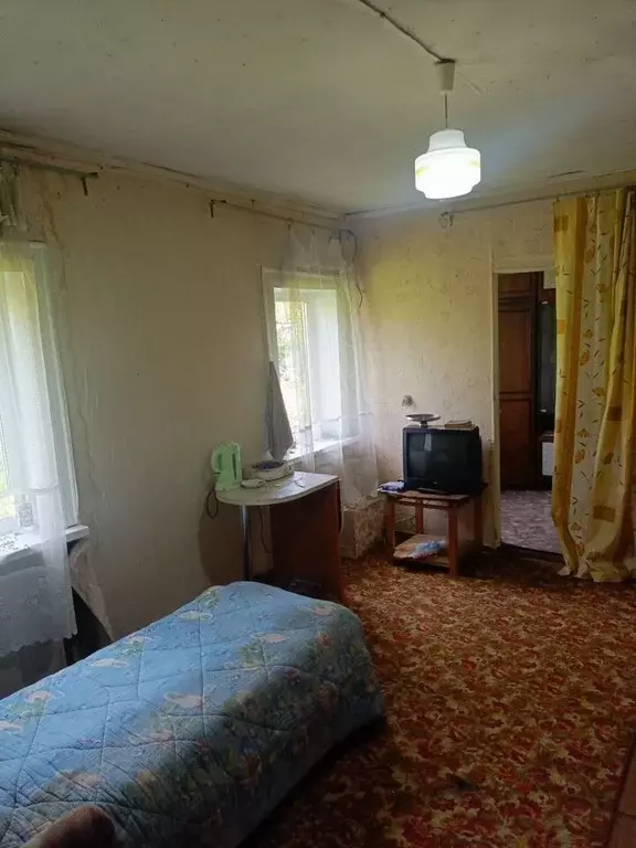 Дом в Ленинградская область, Сланцевское городское поселение, д. ... - Фото 0