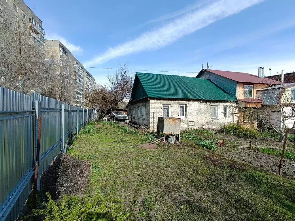 Дом в Саратовская область, Саратов Ростовская ул., 67 (62 м) - Фото 1