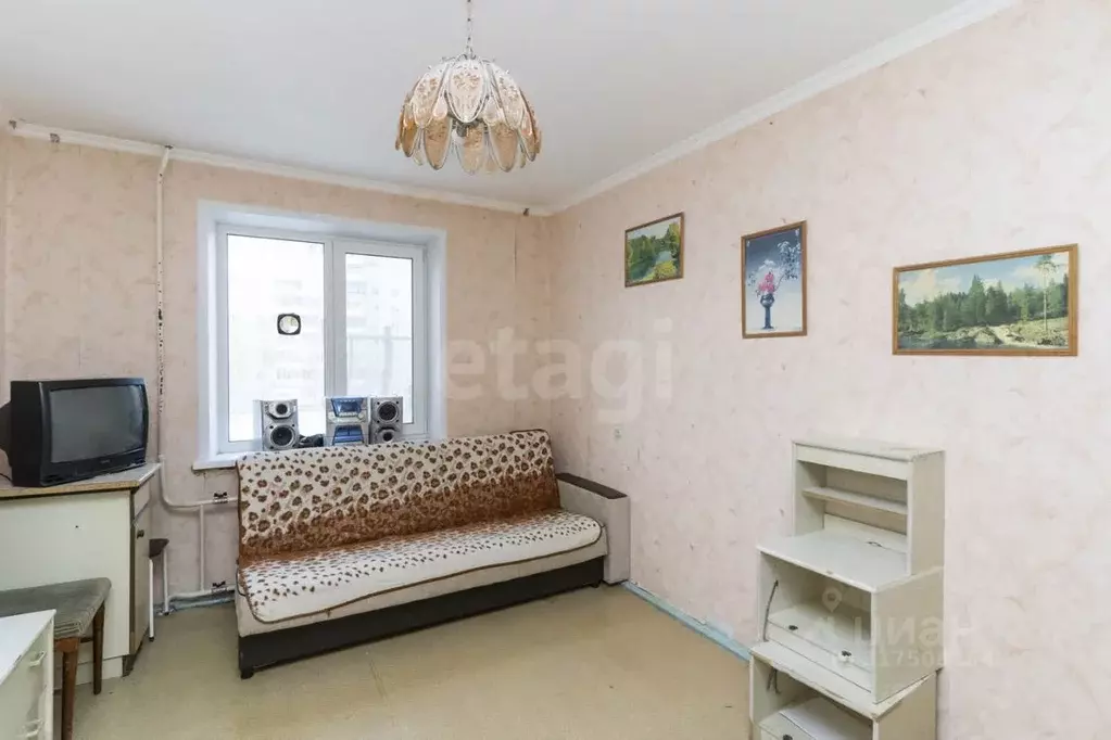 3-к кв. Тюменская область, Тюмень ул. 30 лет Победы, 94 (65.8 м) - Фото 0