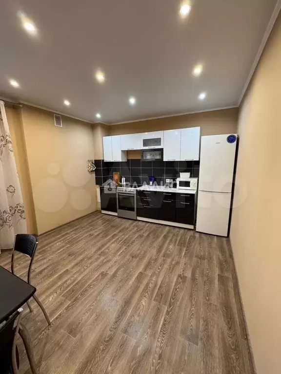 1-к. квартира, 56 м, 3/9 эт. - Фото 0