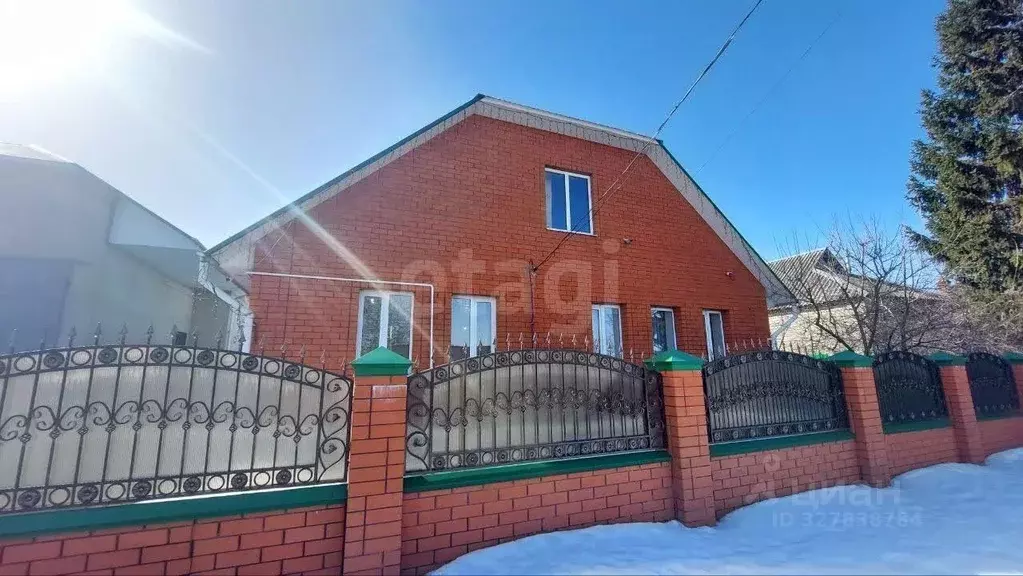 Дом в Белгородская область, Строитель Яковлевский городской округ, ... - Фото 1