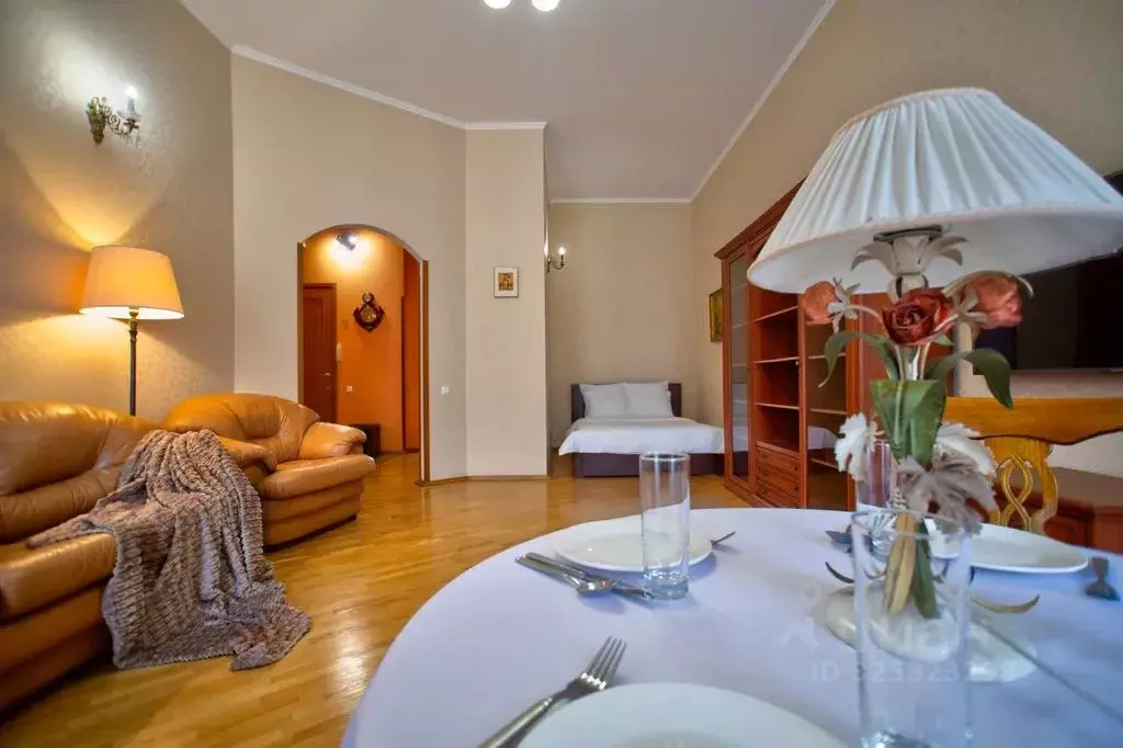3-к кв. Санкт-Петербург ул. Правды, 9/10 (100.0 м) - Фото 1