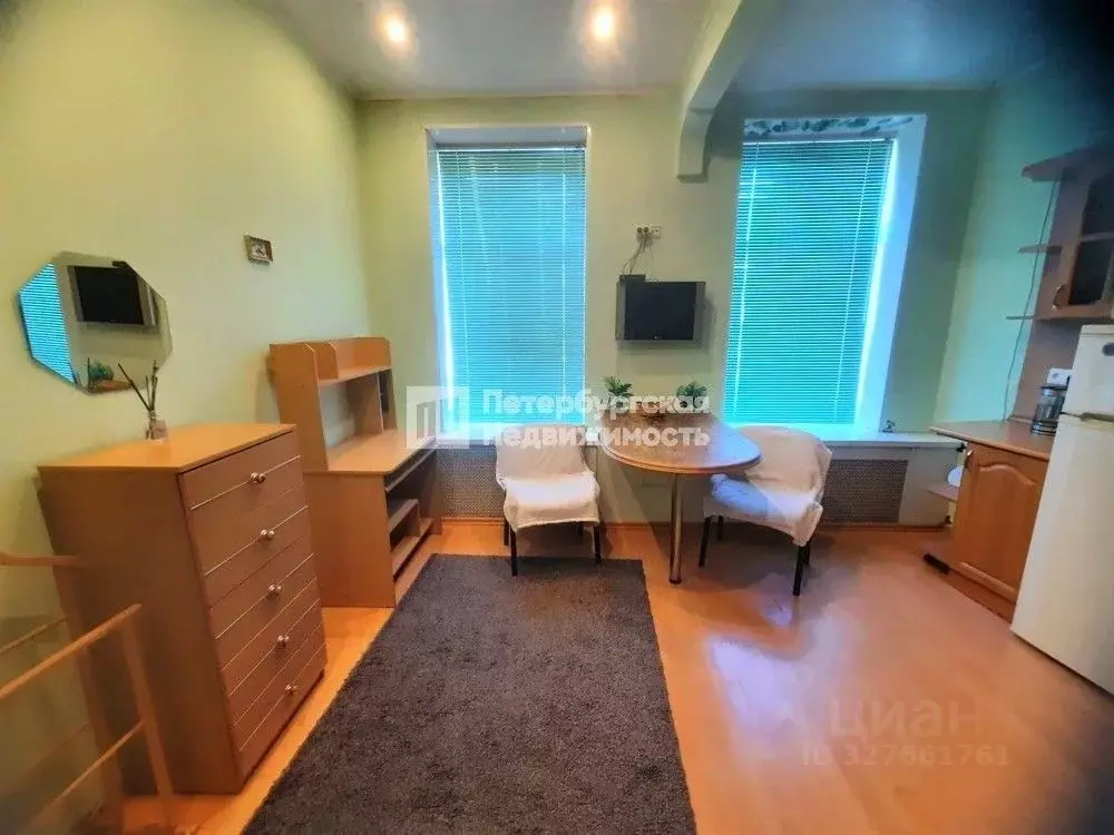 Комната Санкт-Петербург Коломенская ул., 44 (30.0 м) - Фото 1