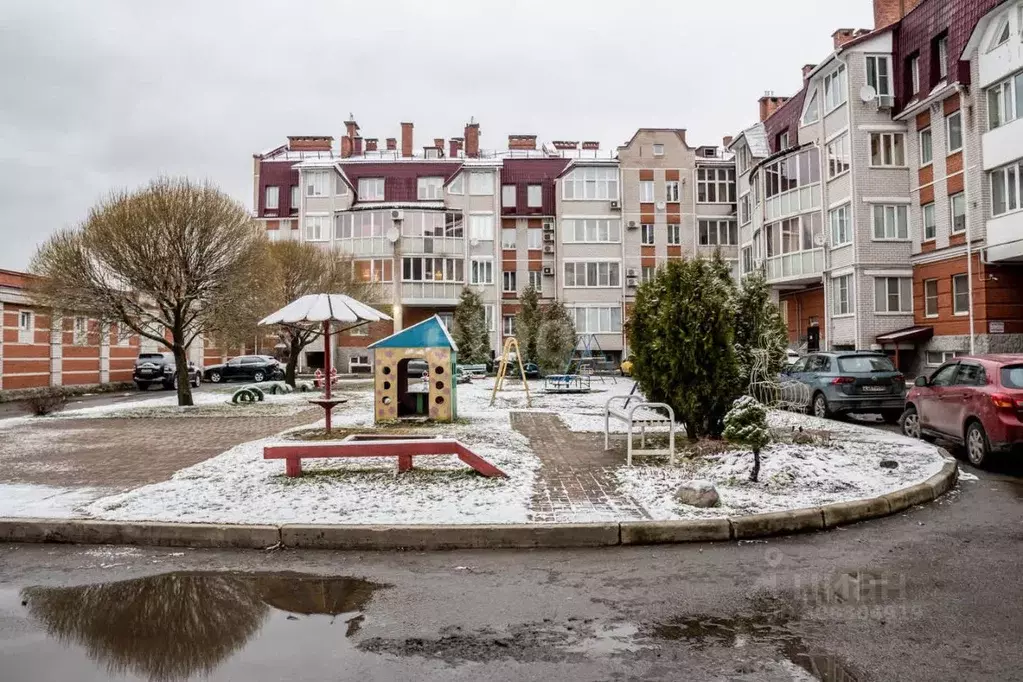 2-к кв. Вологодская область, Череповец Любецкая ул., 50 (98.3 м) - Фото 0