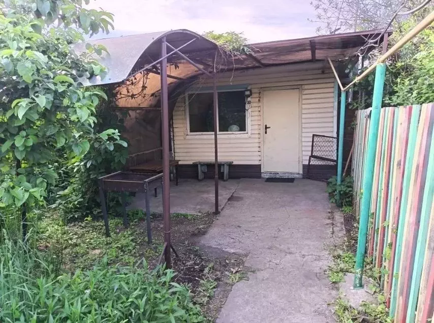 Дом в Омская область, Омск Порт-Артур мкр, ул. 5-я Комсомольская (41 ... - Фото 2