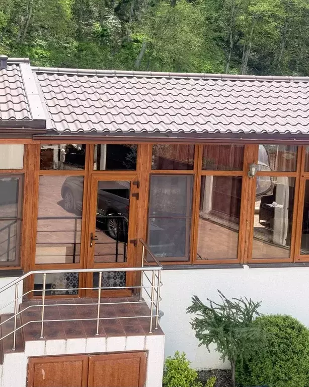 Дом в Краснодарский край, Геленджик ул. Калистратова, 23 (50 м) - Фото 2