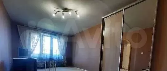 1-к. квартира, 35 м, 9/10 эт. - Фото 0