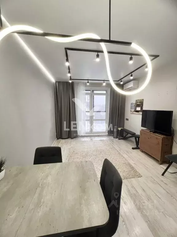 1-к кв. Удмуртия, Ижевск ул. Васнецова, 2к1 (36.9 м) - Фото 1