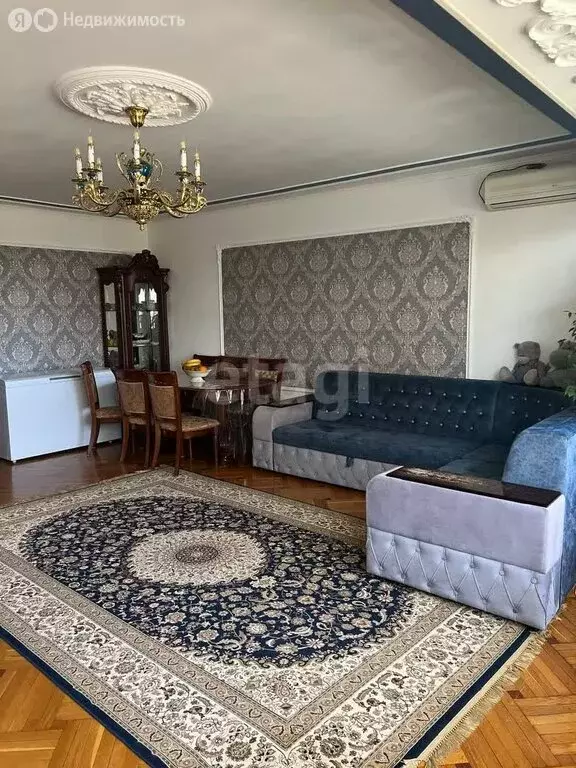 3-комнатная квартира: Махачкала, проспект Гамидова, 10 (84.6 м) - Фото 1
