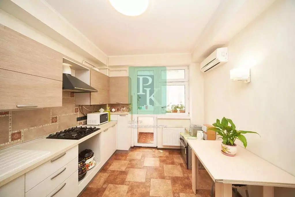 2-к кв. Севастополь ул. Парковая, 16к5 (59.5 м) - Фото 1