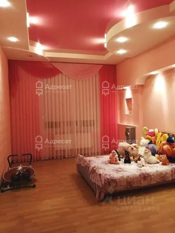 Дом в Волгоградская область, Волгоград Татищевская ул. (330 м) - Фото 1