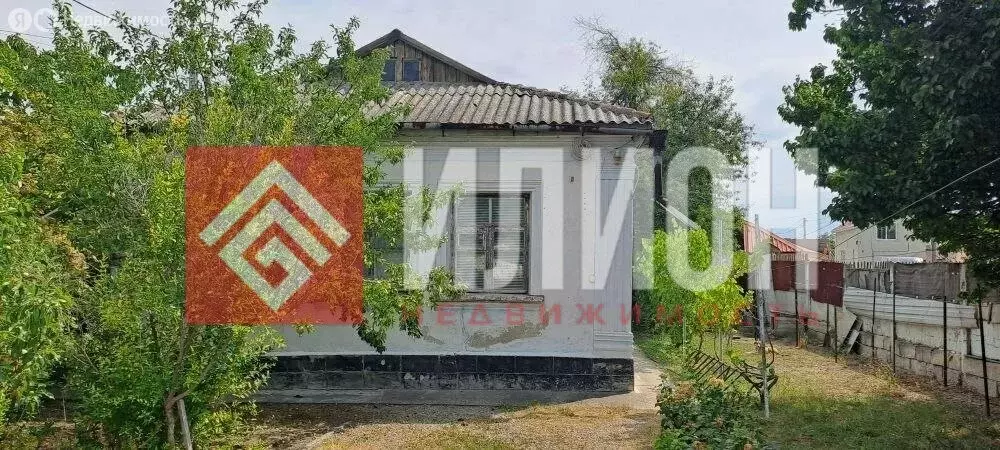 Дом в Белогорск, улица Шабалина (55.7 м) - Фото 1