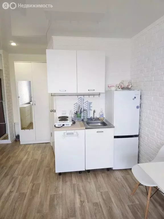 1к в 4-комнатной квартире (17.5 м) - Фото 0