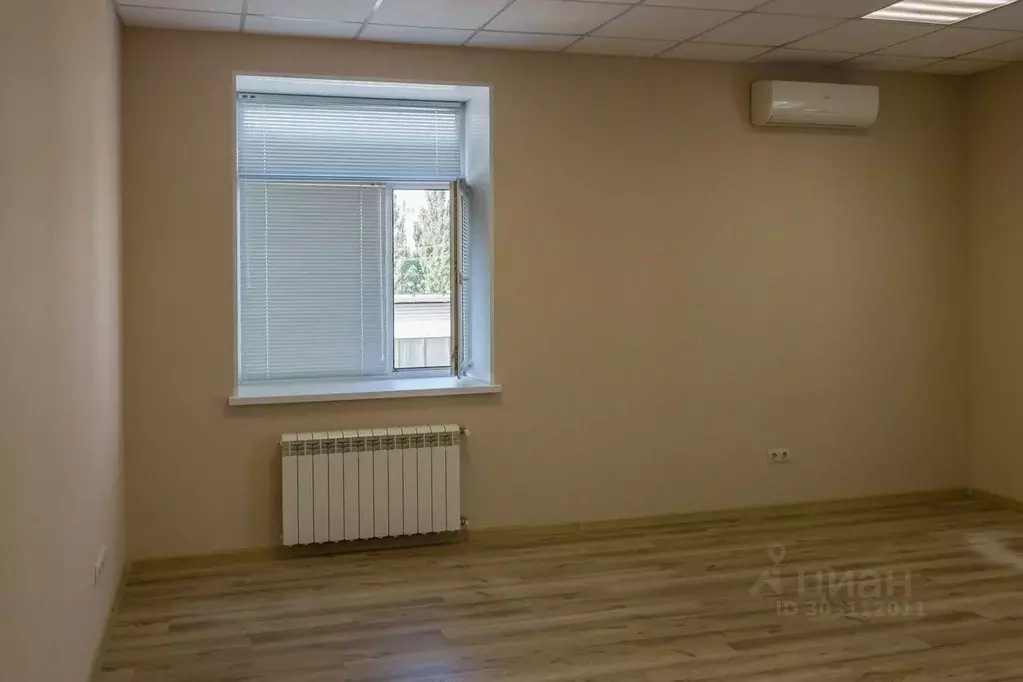 Офис в Самарская область, Тольятти Коммунальная ул., 31А (46 м) - Фото 1