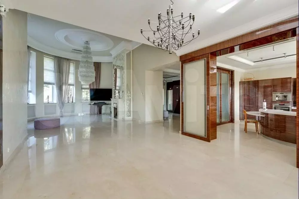Таунхаус 450 м на участке 12 сот. - Фото 0