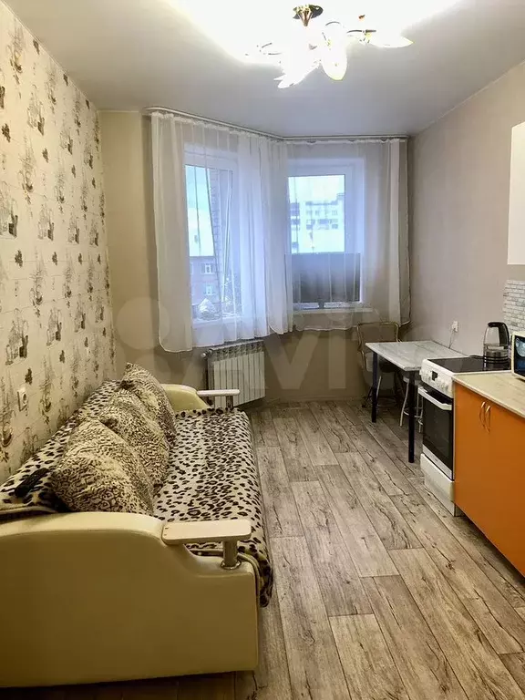 1-к. квартира, 40,1 м, 8/17 эт. - Фото 0