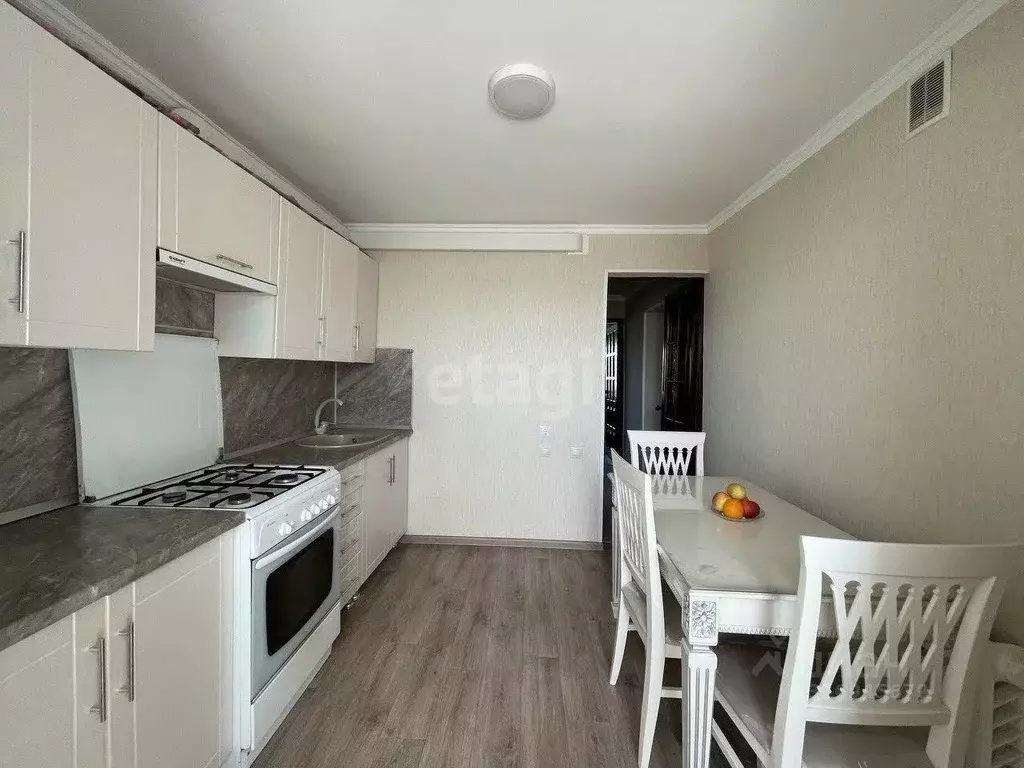 2-к кв. Карачаево-Черкесия, Черкесск ул. Лободина, 76 (49.1 м) - Фото 0
