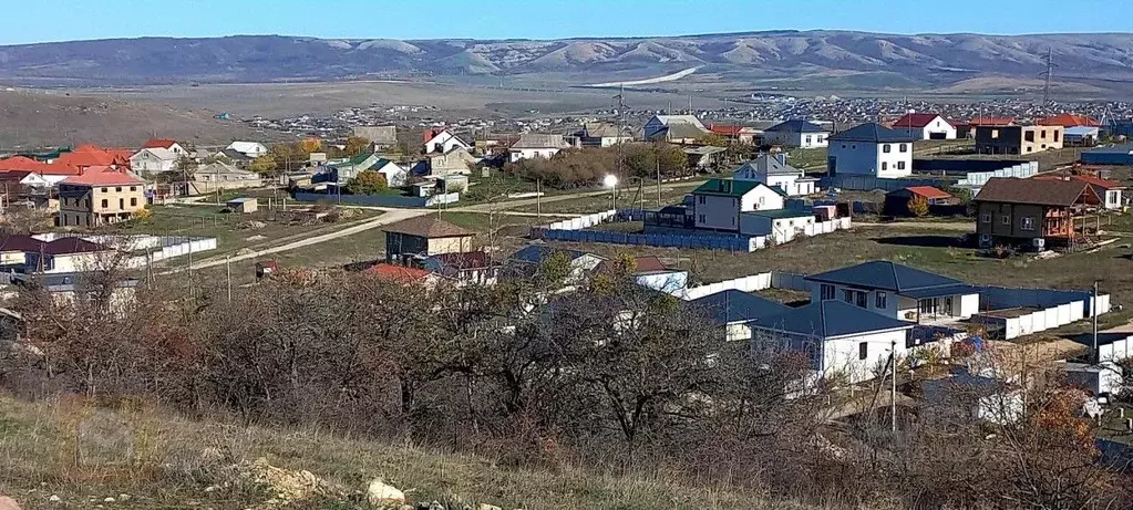 Участок в Крым, Симферопольский район, Добровское с/пос, с. Пионерское ... - Фото 1