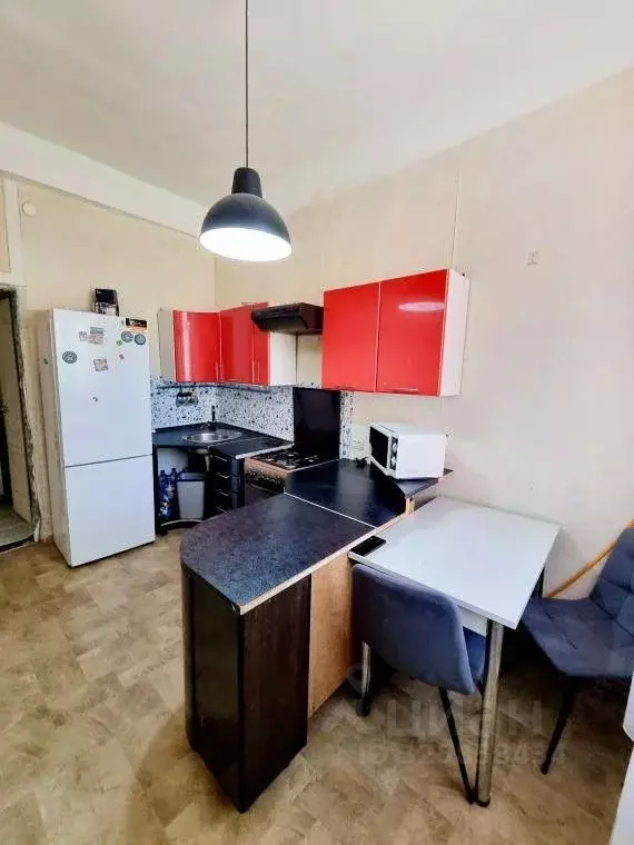 3-к кв. Пермский край, Александровск Яйва пгт, Коммунистическая ул., 3 ... - Фото 2