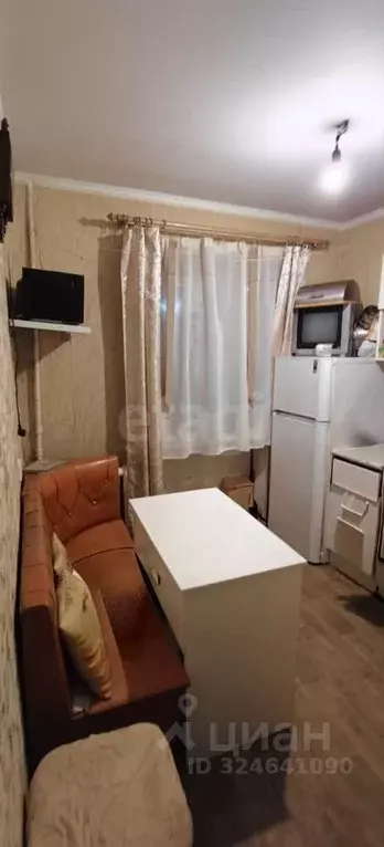 2-к кв. Тверская область, Тверь просп. Победы, 23 (39.8 м) - Фото 1