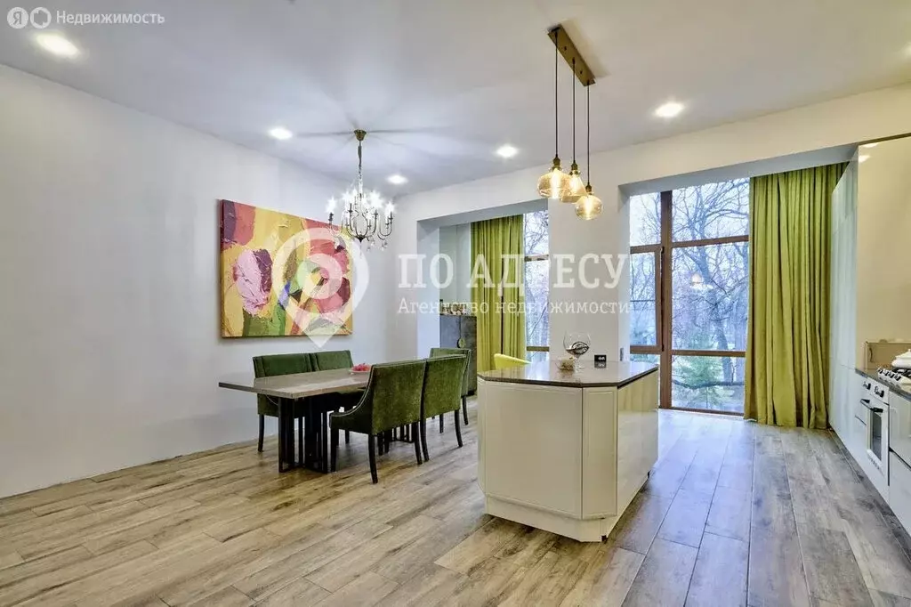 3-комнатная квартира: Саратов, 1-й проезд имени Н.Г. Чернышевского, 1В ... - Фото 1