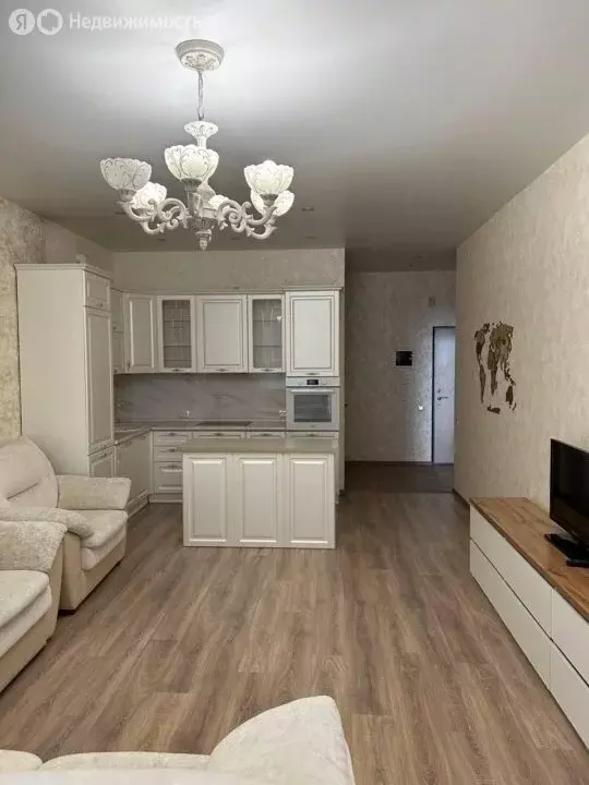 2-комнатная квартира: Красноярск, улица Авиаторов, 21 (62 м) - Фото 1