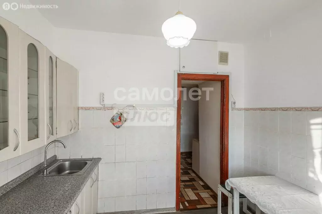 2-комнатная квартира: Омск, 3-я Молодёжная улица, 63 (47 м) - Фото 2