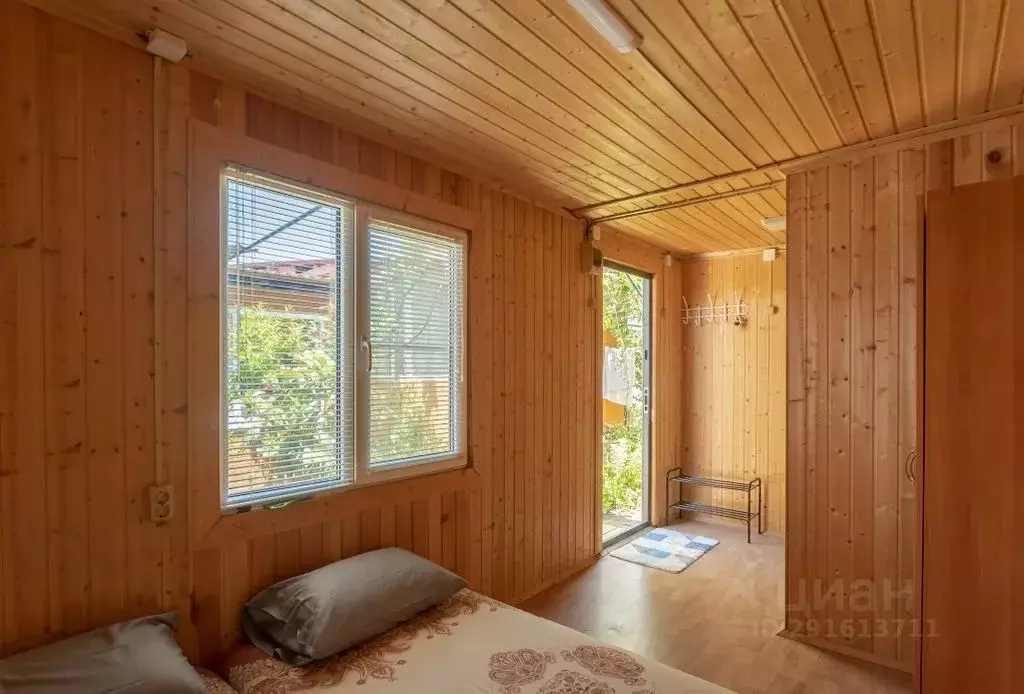 Дом в Краснодарский край, Сириус пгт ул. Попова, 15 (16 м) - Фото 0