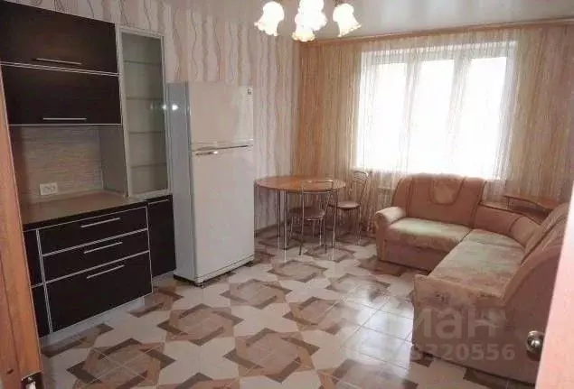 1-к кв. Омская область, Омск просп. Комарова, 21к2 (46.0 м) - Фото 2