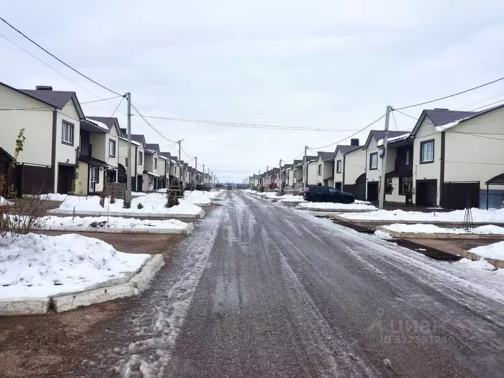 Таунхаус в Башкортостан, Стерлитамакский район, Отрадовский сельсовет, ... - Фото 1