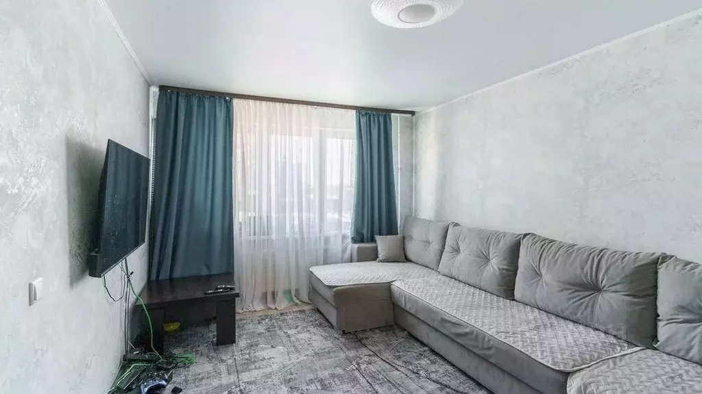 3-к кв. Тюменская область, Тюмень ул. Ю.-Р.Г. Эрвье, 26 (64.7 м) - Фото 1