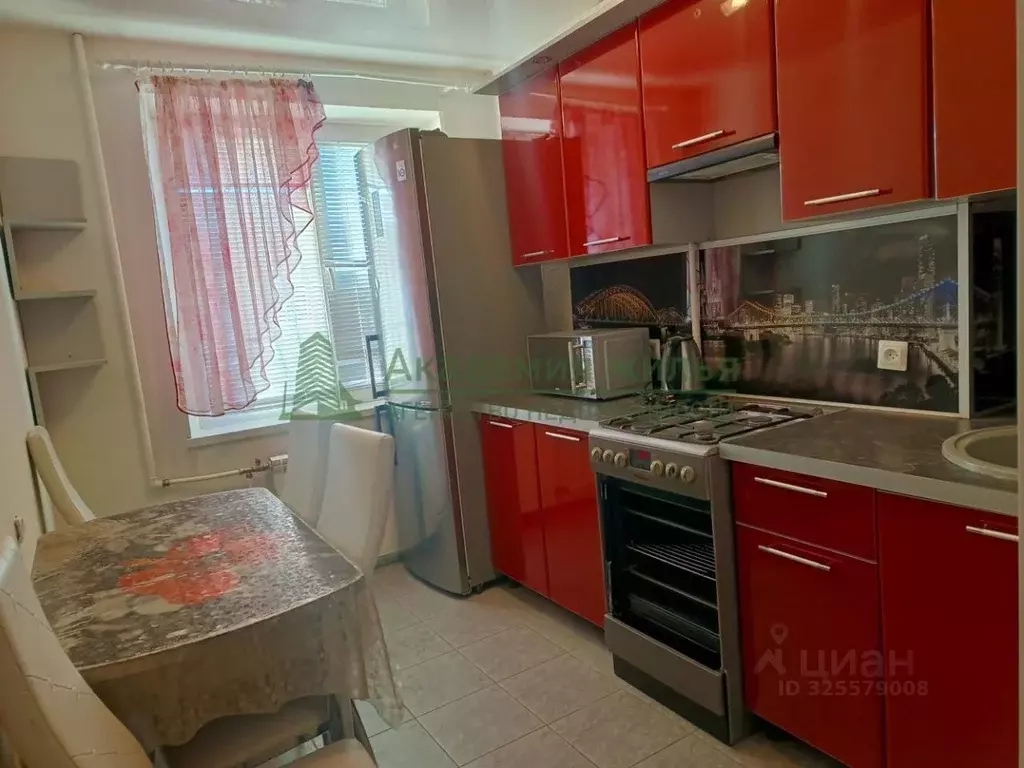 3-к кв. Саратовская область, Саратов ул. Имени И.С. Кутякова, 65 (55.0 ... - Фото 1