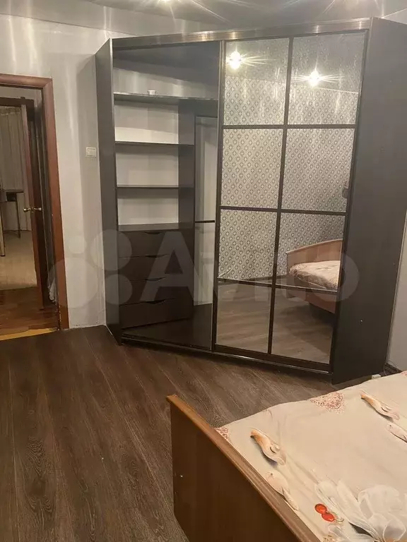2-к. квартира, 60 м, 1/5 эт. - Фото 0
