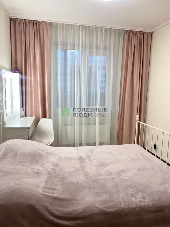 2-к кв. Курганская область, Курган Заозерный жилрайон, 4-й мкр, 10 ... - Фото 2