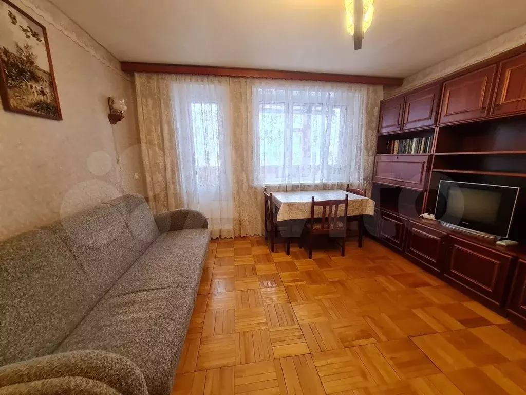 2-к. квартира, 50 м, 2/9 эт. - Фото 1