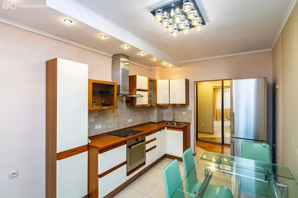 1-комнатная квартира: Тюмень, Сургутская улица, 11к2 (43 м) - Фото 0