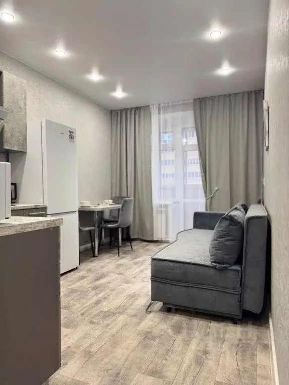 1-к кв. Амурская область, Благовещенск Октябрьская ул., 197 (40.0 м) - Фото 1