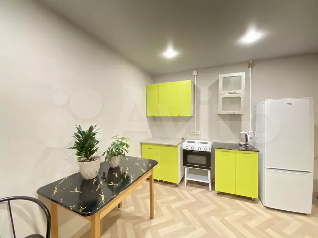 Комната 18,5 м в 4-к., 5/5 эт. - Фото 0