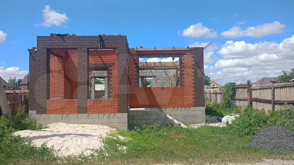 Дом 100 м на участке 6 сот. - Фото 0