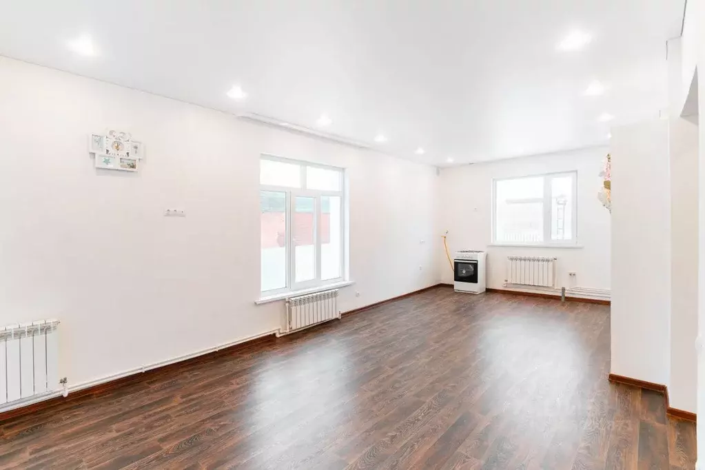 Дом в Омская область, Омск ул. Вавилова, 239 (115 м) - Фото 2