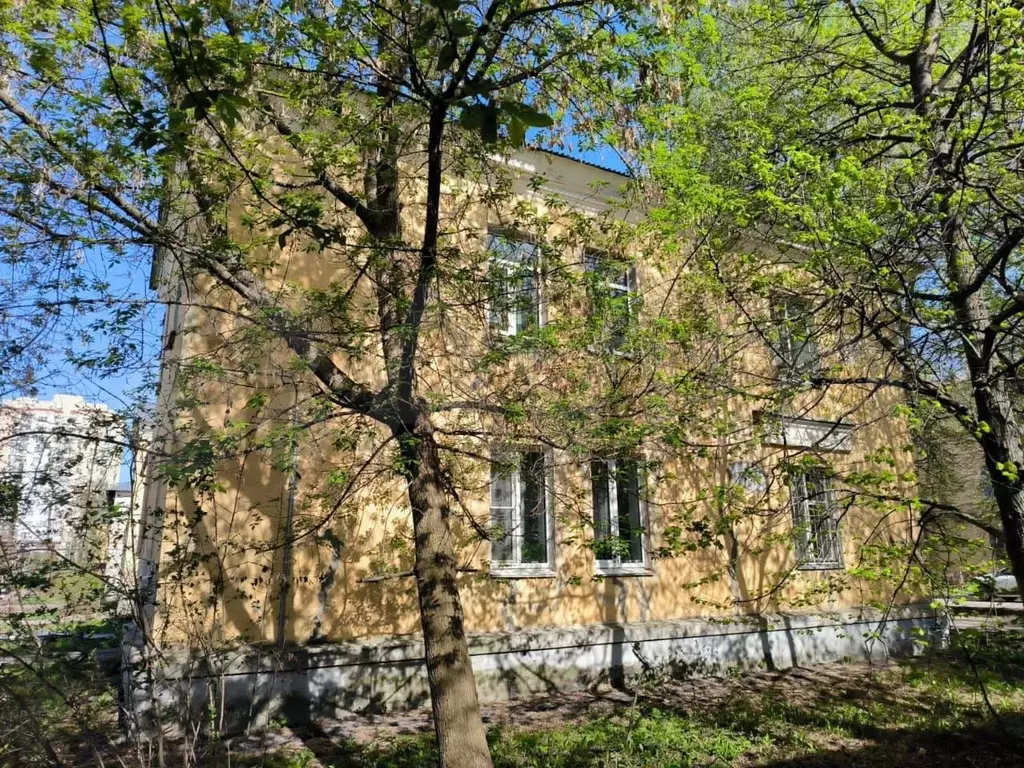 Комната 16,9 м в 2-к., 2/2 эт. - Фото 0