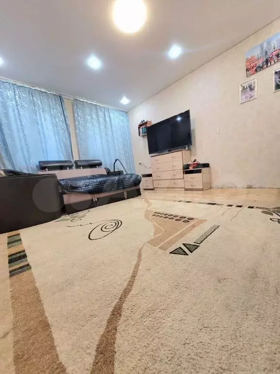 3-к. квартира, 53,5 м, 1/2 эт. - Фото 1