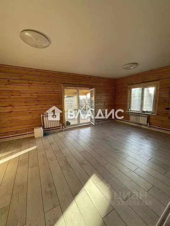 Дом в Бурятия, Иволгинский район, Нижнеиволгинское с/пос, с. Сужа ул. ... - Фото 1